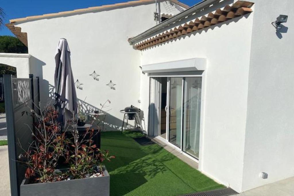 La Desiree'Ade Βίλα Roquebrune-sur Argens Εξωτερικό φωτογραφία